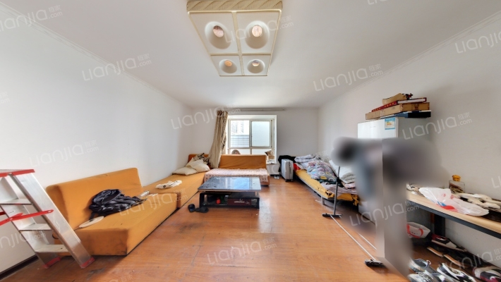 群星莱骊一二期二手房实景图