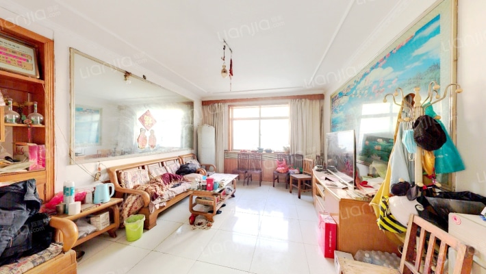 县医院家属楼(尚东)二手房实景图