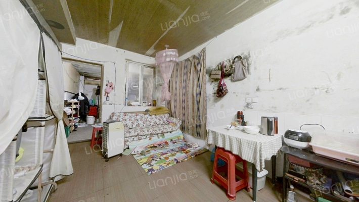 尹东小区二手房实景图