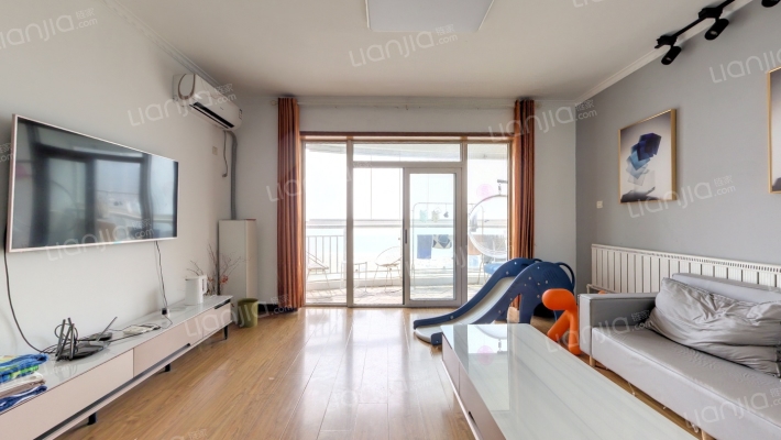 永盛蔚蓝海岸二手房实景图