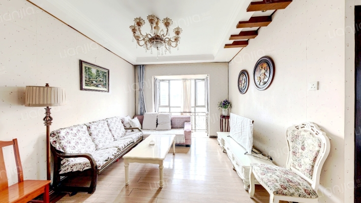 顺城新月花园二手房实景图