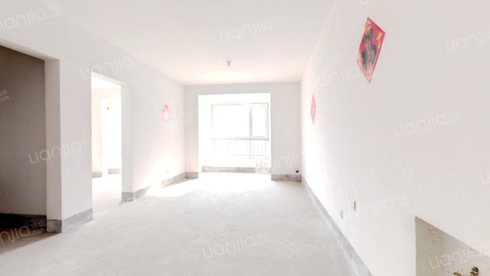 新疆城二手房实景图