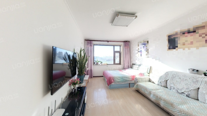 龙泰檀香苑一期二手房实景图