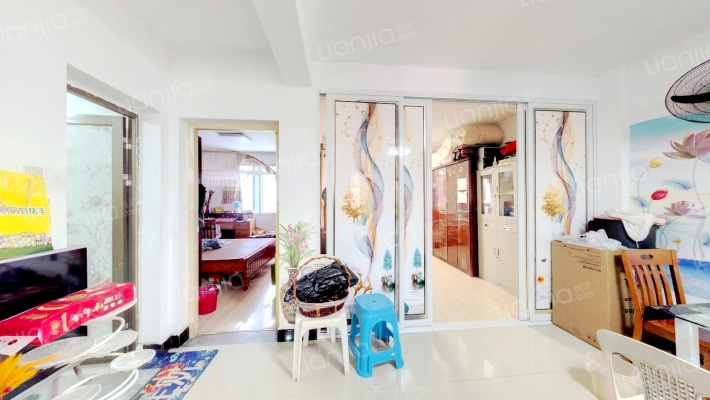 茶会社区二手房实景图