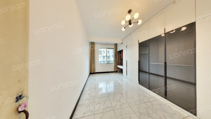 一环西路279号二手房实景图