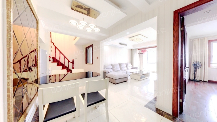 虹桥佳苑二手房实景图