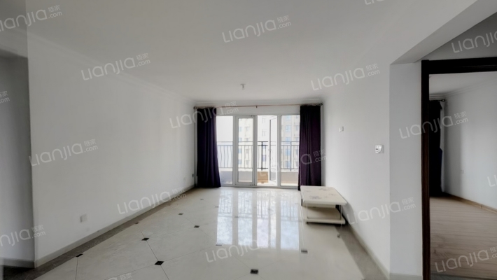 碧桂园听山语二手房实景图