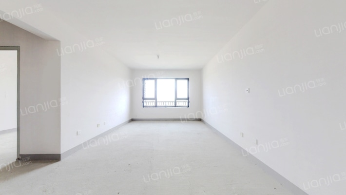 品澜花苑二手房实景图