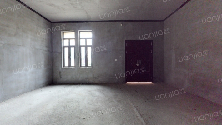 保利高尔夫郡岭墅二手房实景图