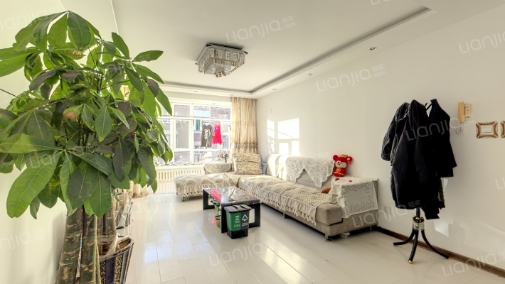 山海一步小区二手房实景图