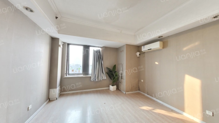 万达广场二手房实景图