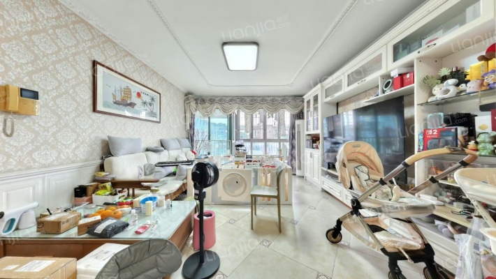 御龙居二手房实景图