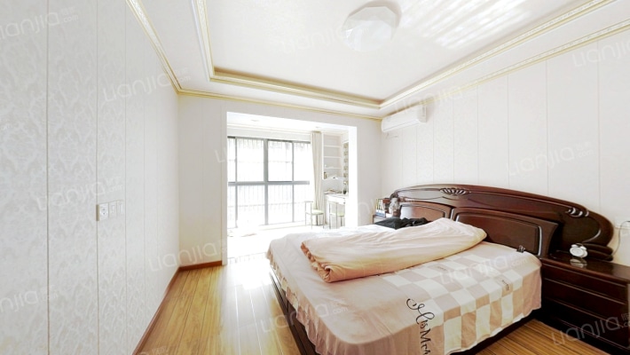 如歌花苑东区二手房实景图