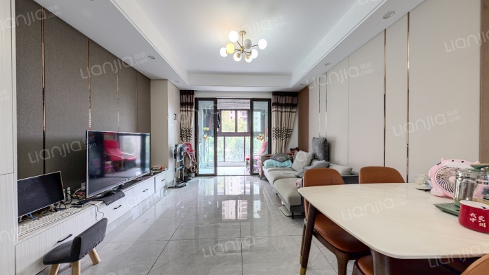 阳光星期8馨雅名邸二手房实景图