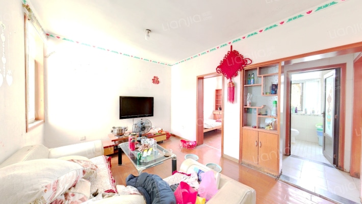 新年新村二手房实景图