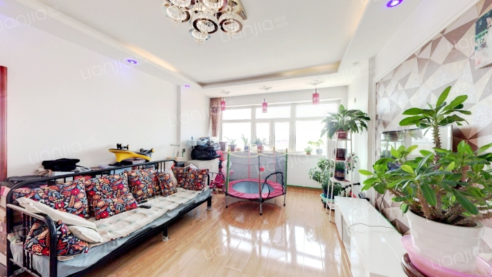 富丽国际西区二手房实景图