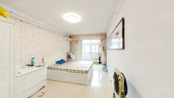 市人民服装厂二手房实景图