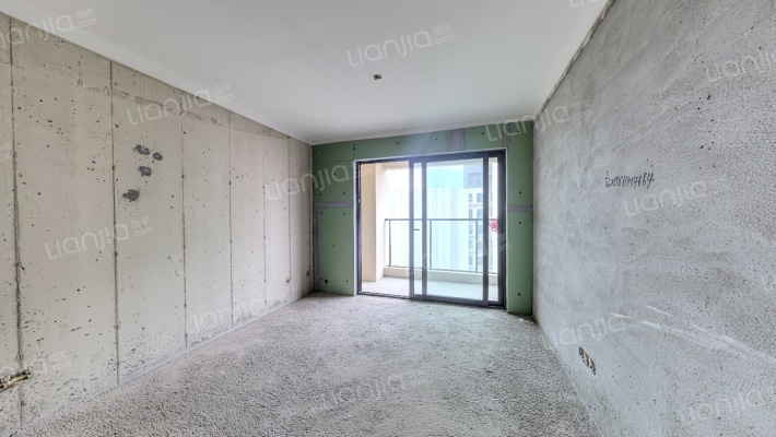 红星天铂二手房实景图