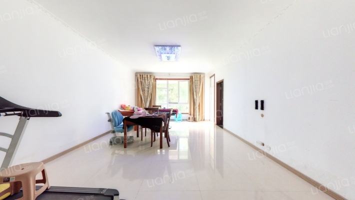 南山绿庭A区二手房实景图