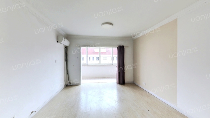 百富达公寓二手房实景图