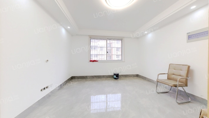 鼎业花苑二手房实景图