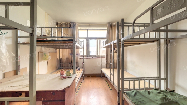 风管委宿舍二手房实景图