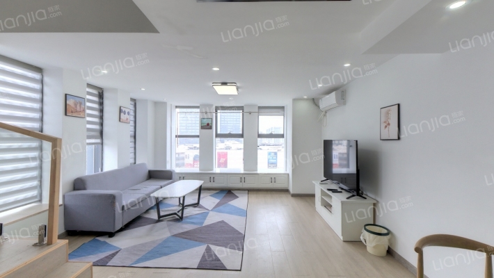 禾峰中心商办楼二手房实景图