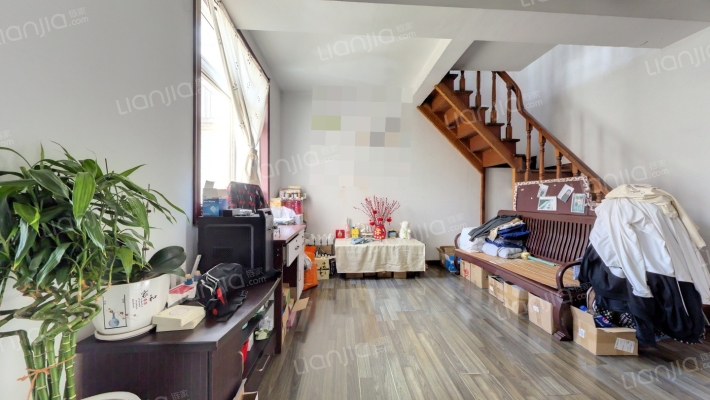 金瑞新城三村二手房实景图