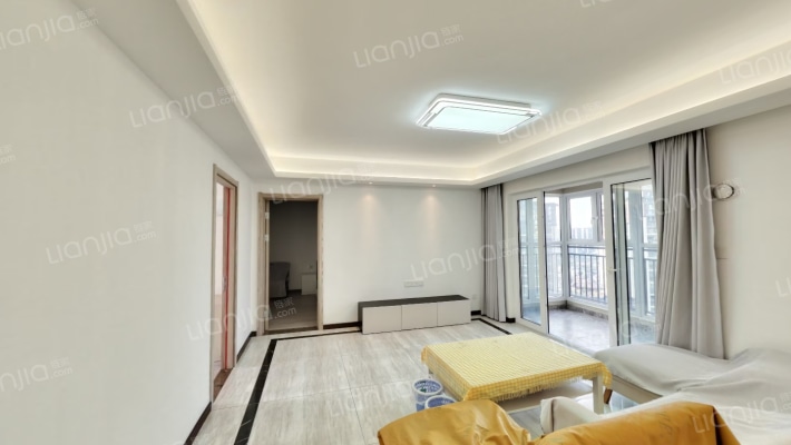 万科理想城C区二手房实景图