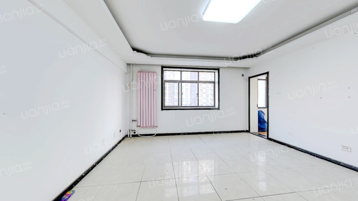 百隆广场二手房实景图