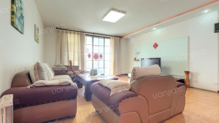 福康港虹苑二手房实景图