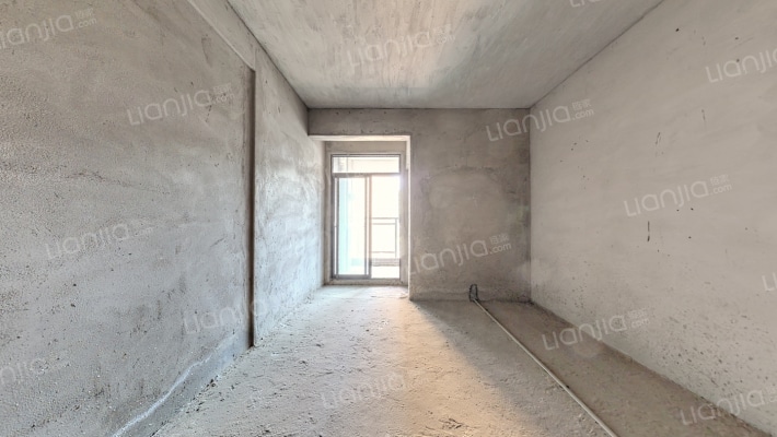 南山公馆二期二手房实景图