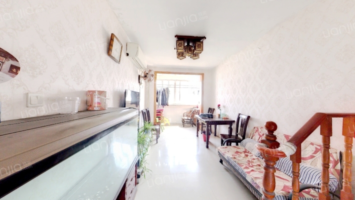 康佳花园五区二手房实景图