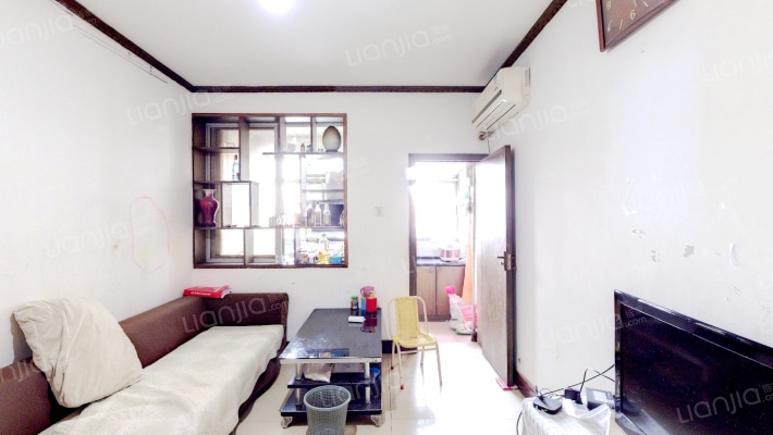 仪表公司家属院二手房实景图