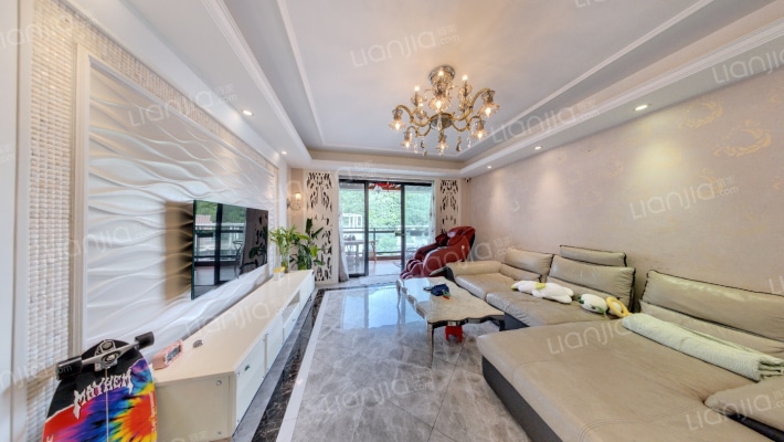 鸿景翠峰花园二手房实景图