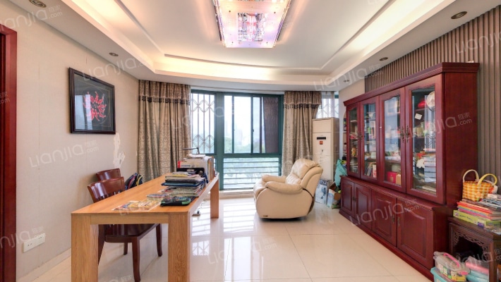 华泰剑桥·莱恩河畔二手房实景图