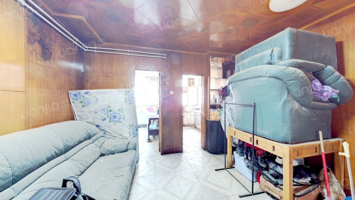 菜王西街18号二手房实景图