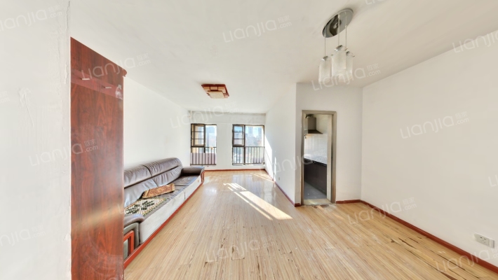 莲花池畔二手房实景图