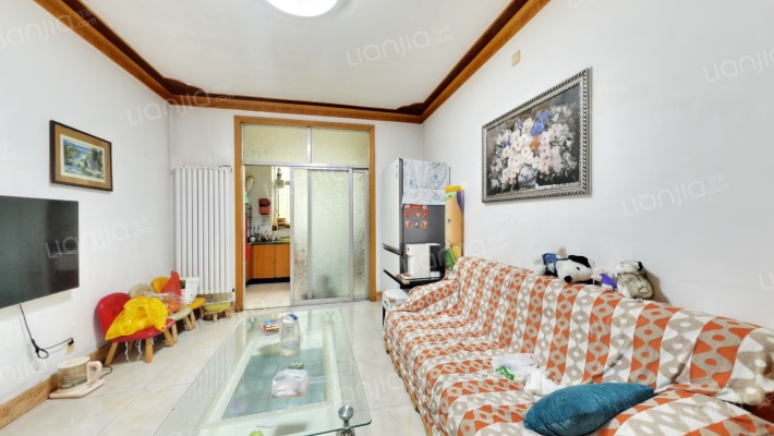 新华街市管小区二手房实景图