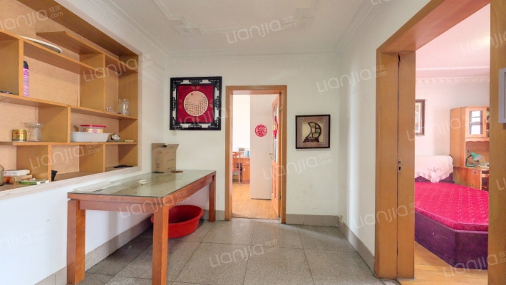 王场51号二手房实景图