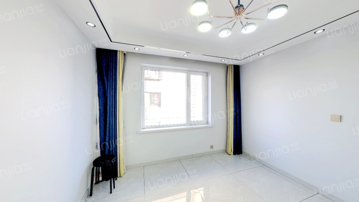 金山铁路住宅小区二手房实景图