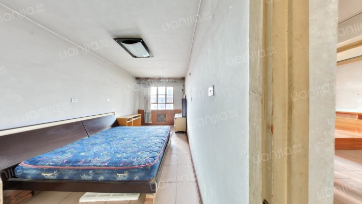 民航小区二手房实景图