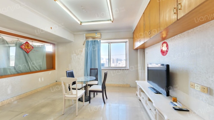 新达中心二手房实景图