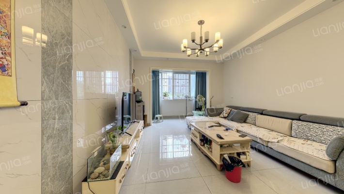 华新苑二手房实景图