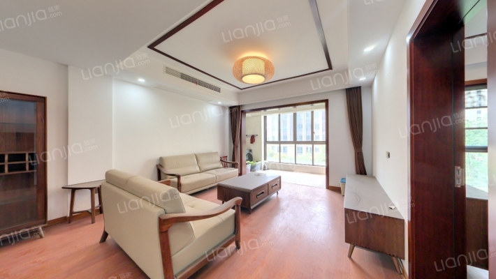 水岸华庭二手房实景图