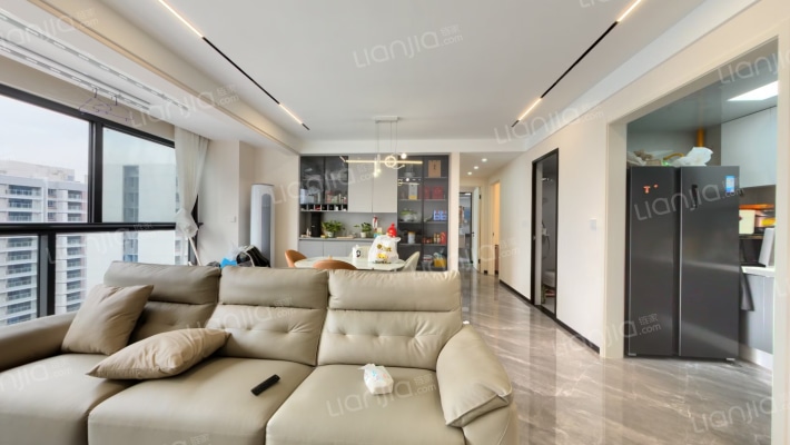 里城樾公馆二手房实景图