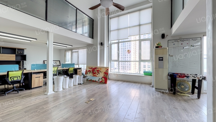 银盛泰新空间二手房实景图