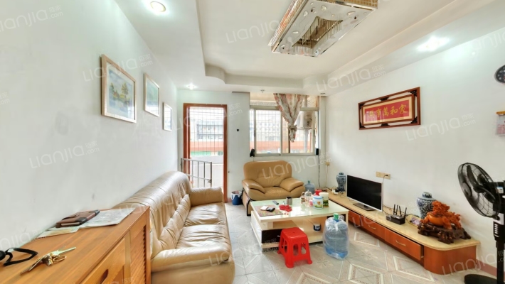 南福小区二手房实景图