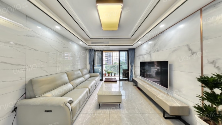 颐安·都会中央3期二手房实景图