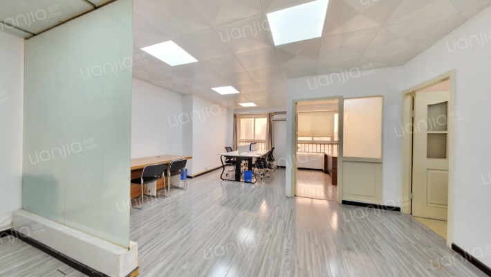 兆富国际二手房实景图